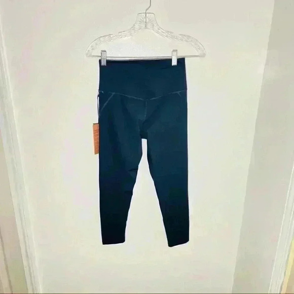 NWT Girlfriend Collective Midnight Blue eCompressive High-Rise Capri Leggings - Picture 8 of 9